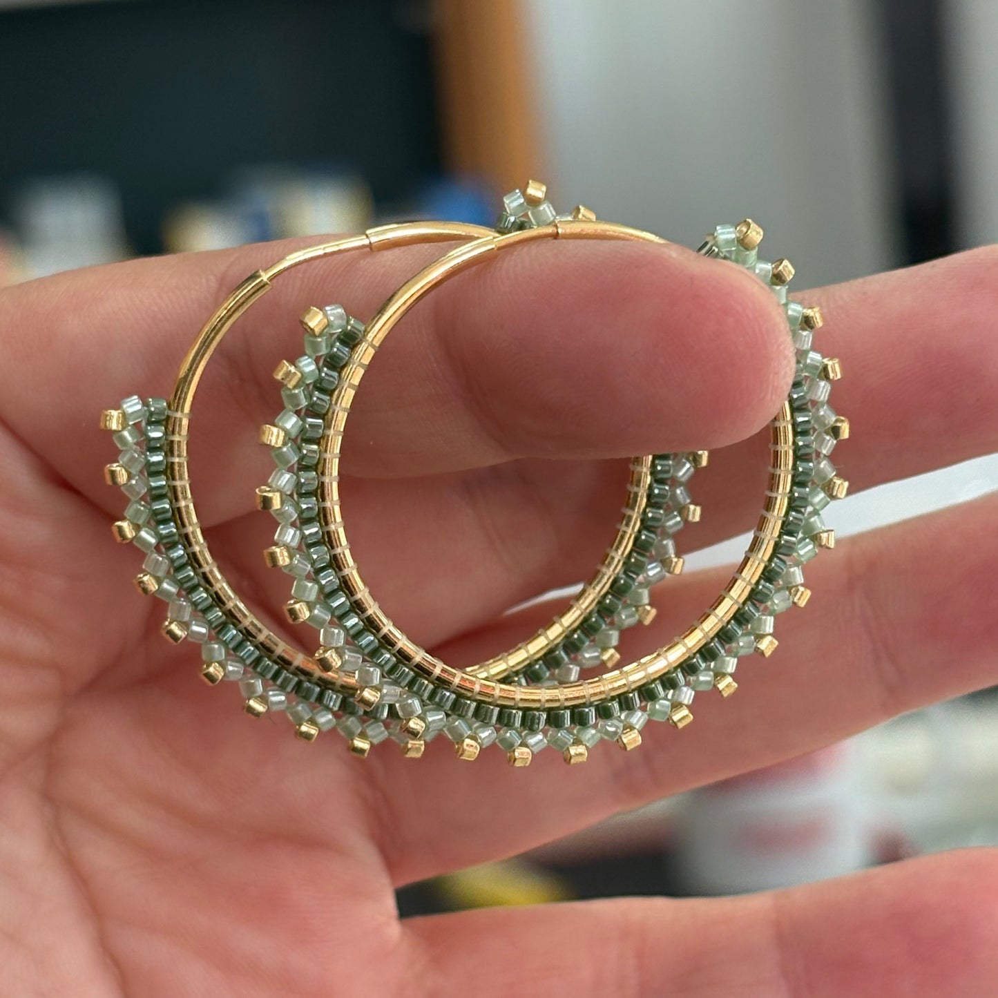 Aros Elena | Verde | Tejidos con mostacilla