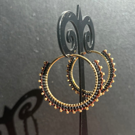Aros Elena | Negro | Tejidos con mostacilla