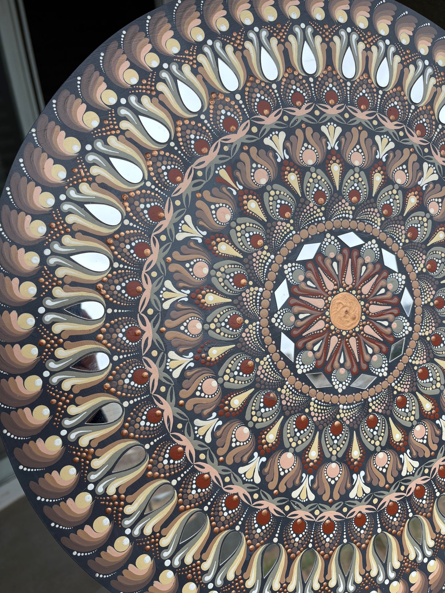 Mandala “Raíz Dorada” 50 cm