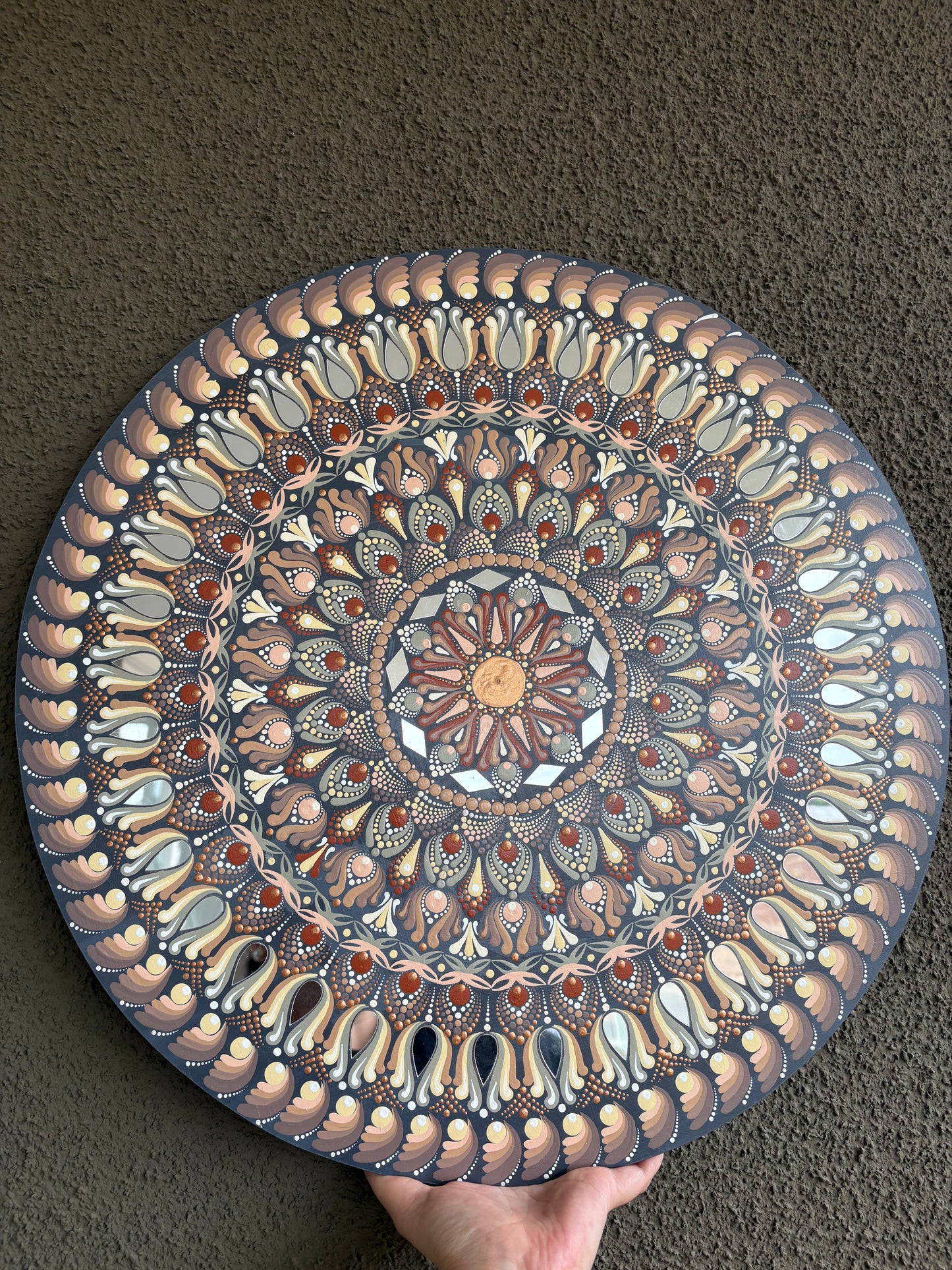 Mandala “Raíz Dorada” 50 cm